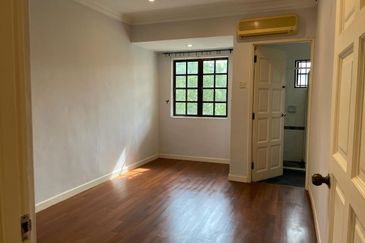 MERU VALLEY RESORT (GOLFVIEW TERRACE)