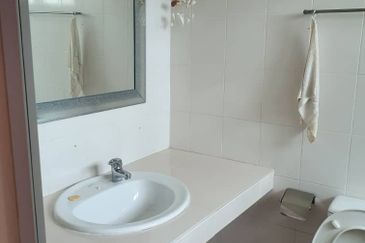 IMPIANA BOUGAINVILLEA