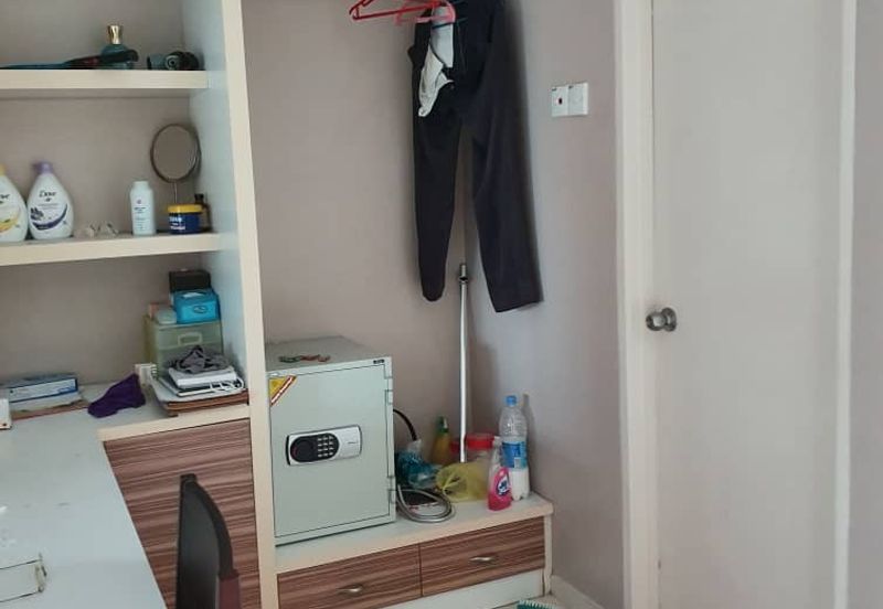 IMPIANA BOUGAINVILLEA