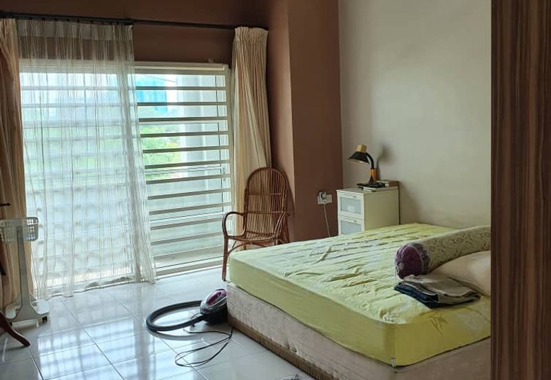 IMPIANA BOUGAINVILLEA