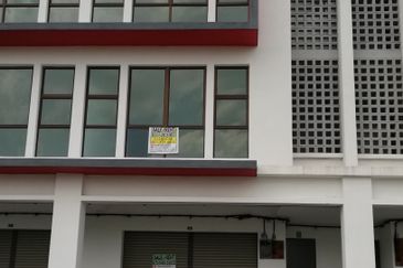 For Sale 3-storey shopoffice in Desa Lang Indah @ Atrio, Ipoh