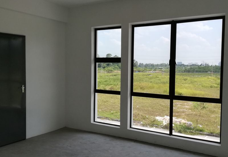 For Sale 3-storey shopoffice in Desa Lang Indah @ Atrio, Ipoh