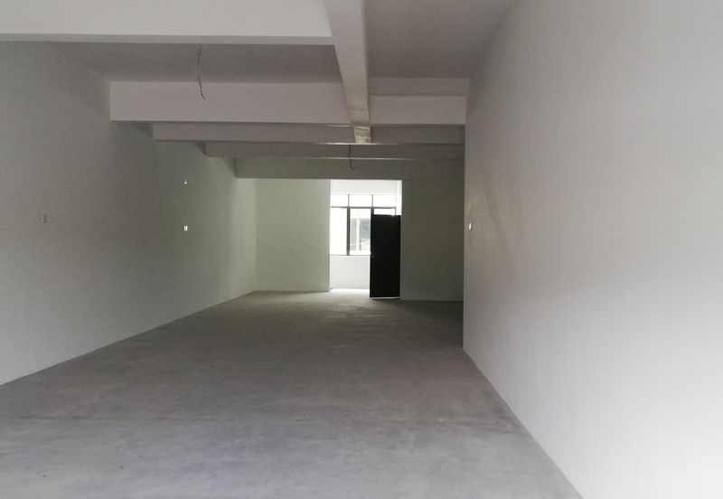 For Sale 3-storey shopoffice in Desa Lang Indah @ Atrio, Ipoh