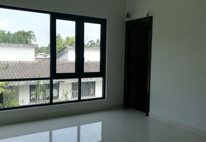 JALAN SULTAN AZLAN SHAH