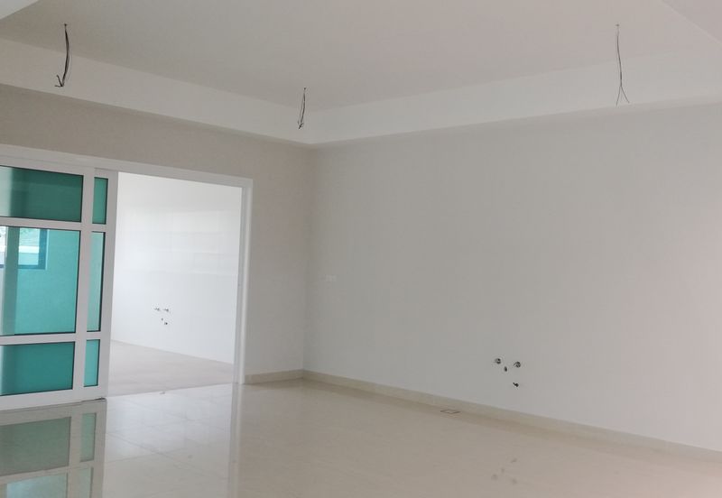 JALAN SULTAN AZLAN SHAH