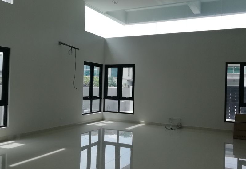 JALAN SULTAN AZLAN SHAH