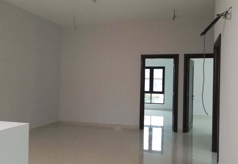 JALAN SULTAN AZLAN SHAH