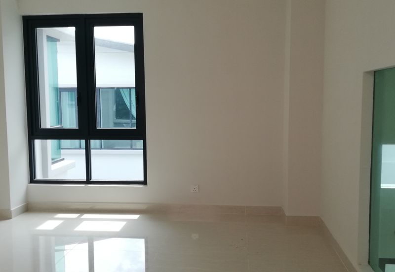 JALAN SULTAN AZLAN SHAH