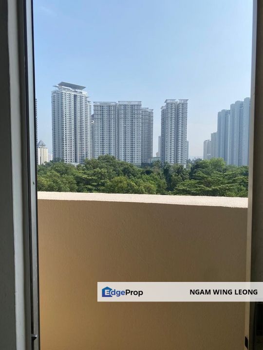 For Sale Mayfair Service Apartment, Desa Sri Hartamas, Kuala Lumpur., Kuala Lumpur, Sri Hartamas 