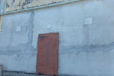 For Rent One and A Half Storey Terraced Factory in Taman Ipoh Timur, Ipoh