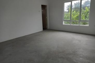 For Sale Freehold Two and A Half Storey Semi-Detached House Off Jalan Pasir Puteh, Ipoh