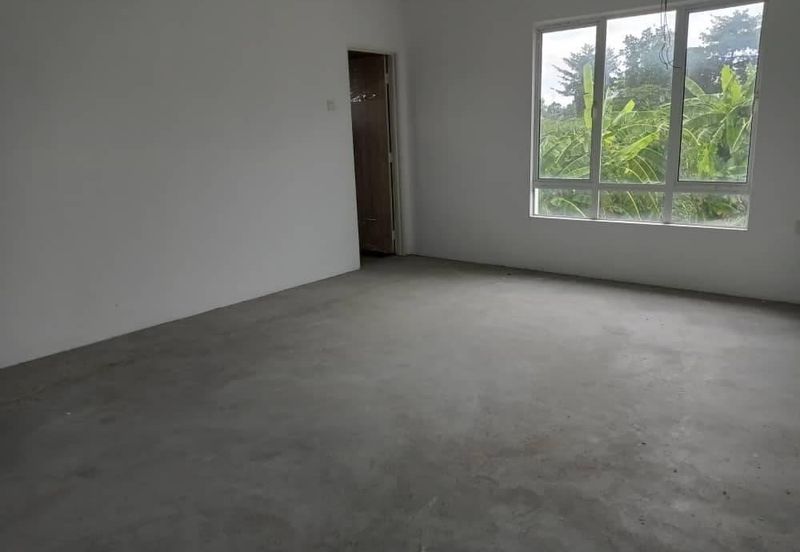 For Sale Freehold Two and A Half Storey Semi-Detached House Off Jalan Pasir Puteh, Ipoh