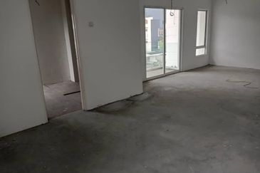 For Sale Freehold Two and A Half Storey Semi-Detached House Off Jalan Pasir Puteh, Ipoh