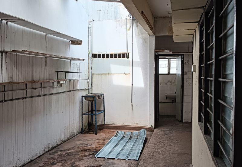 For Sale Double-Storey Terraced Shophouse in Taman Kemuncak, Ipoh.