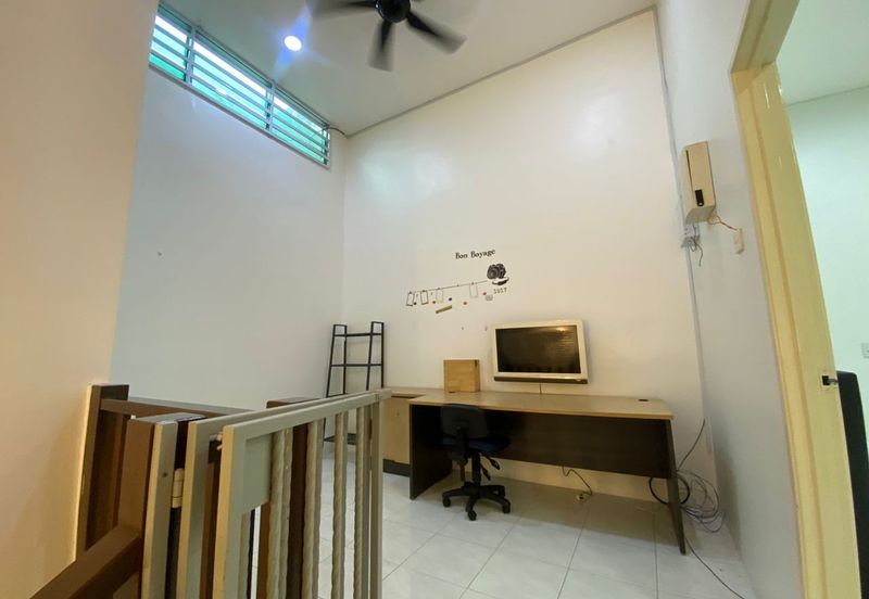 ANJUNG BERCHAM UTAMA