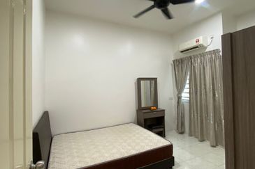 ANJUNG BERCHAM UTAMA