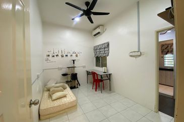 ANJUNG BERCHAM UTAMA