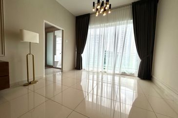 Fully Renovated Skyridge Garden Condominium,Penang For Sale 