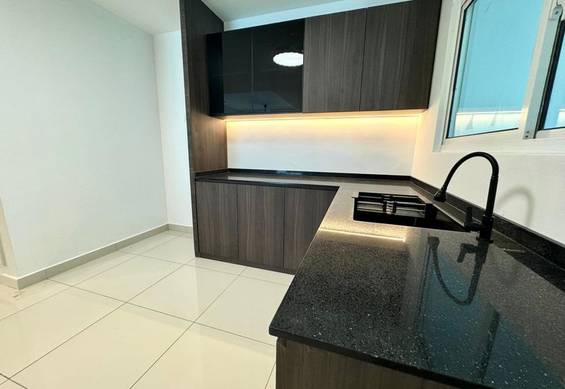 Fully Renovated Skyridge Garden Condominium,Penang For Sale 