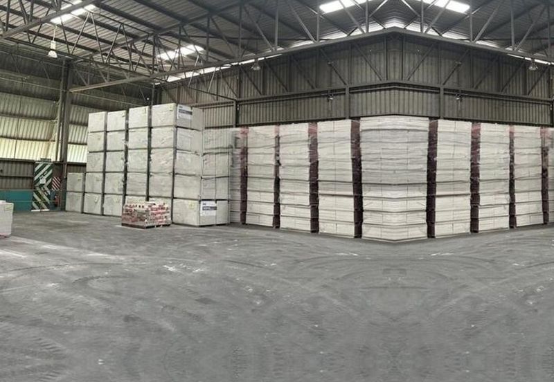 Factory at Parit Buntar, Perak For Sale 