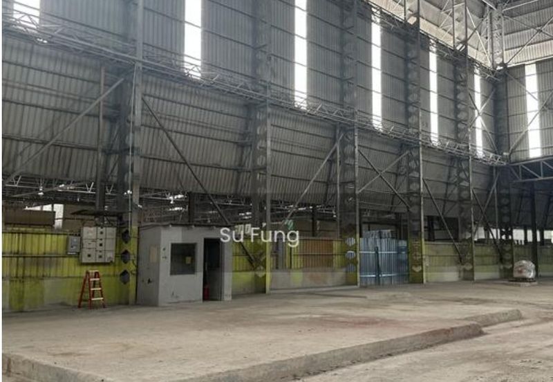 Factory at Parit Buntar, Perak For Sale 