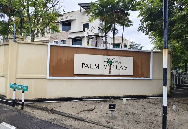Palm Villas