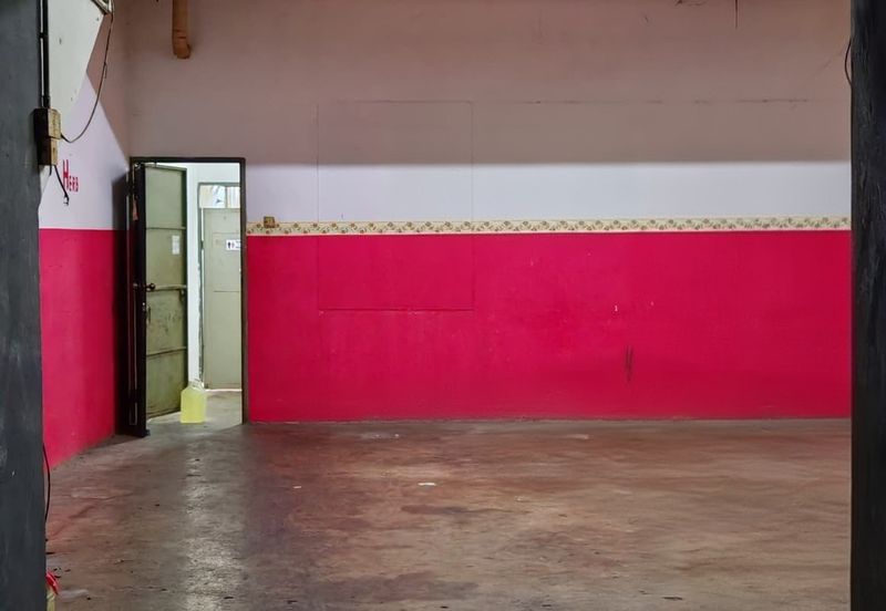 Facing Main Road Shoplot At Tmn Serai Permai, Bagan Serai For Sale 