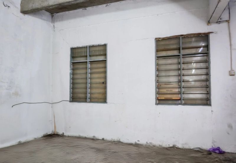 Facing Main Road Shoplot At Tmn Serai Permai, Bagan Serai For Sale 