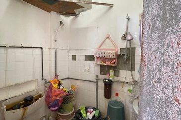 Mutiara Perdana Block Akasia
Bayan Lepas,For Sale