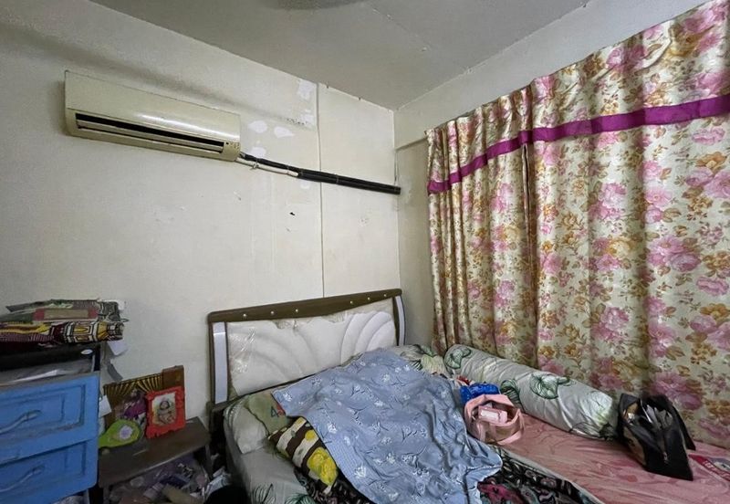 Mutiara Perdana Block Akasia
Bayan Lepas,For Sale