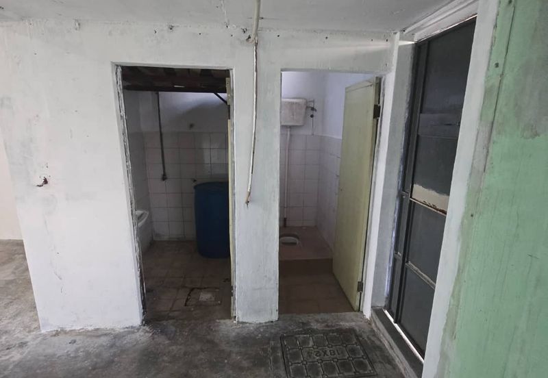 Ground Floor 2 Sty Shoplot At Tmn Merak,Simpang Ampat Penang For Rent