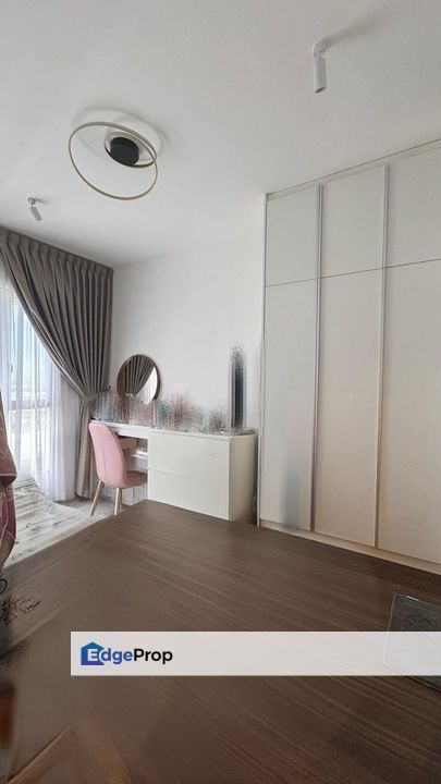 Fully Renovated Vertu Resort Condominium, Batu Kawan For Sale , Penang, Batu Kawan