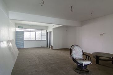 3.5 Sty Light Industrial At Jalan Siram, Butterworth For Sale