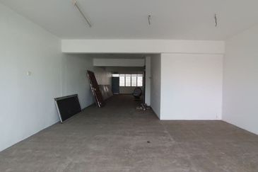 3.5 Sty Light Industrial At Jalan Siram, Butterworth For Sale