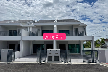 2 Sty House At Tmn Bertam Saujana,Kepala Batas For Sale