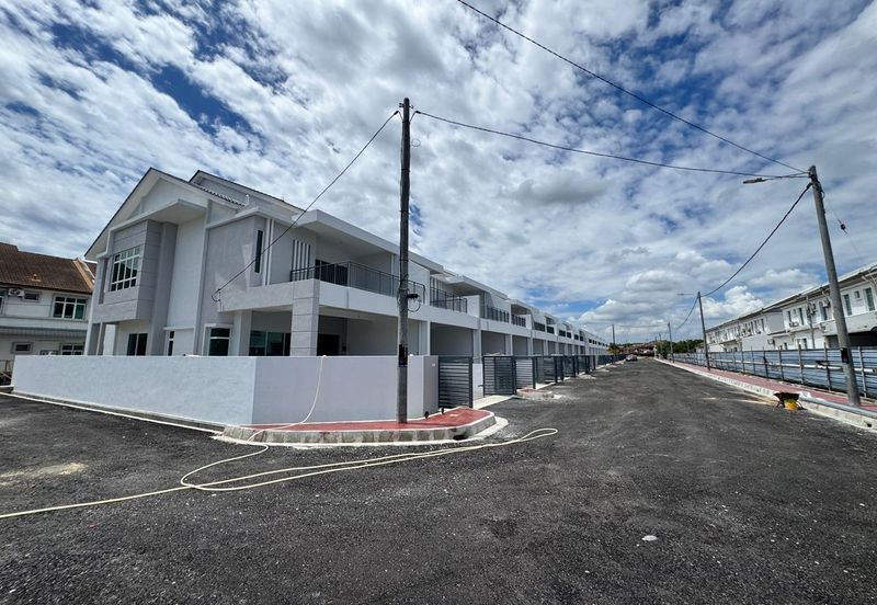 2 Sty House At Tmn Bertam Saujana,Kepala Batas For Sale