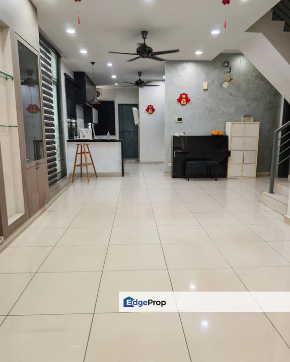 Fully Renovated 3 Sty At Tmn Vila Permai For Sale , Penang, Butterworth