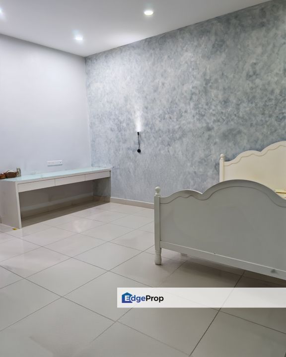 Fully Renovated 3 Sty At Tmn Vila Permai For Sale , Penang, Butterworth