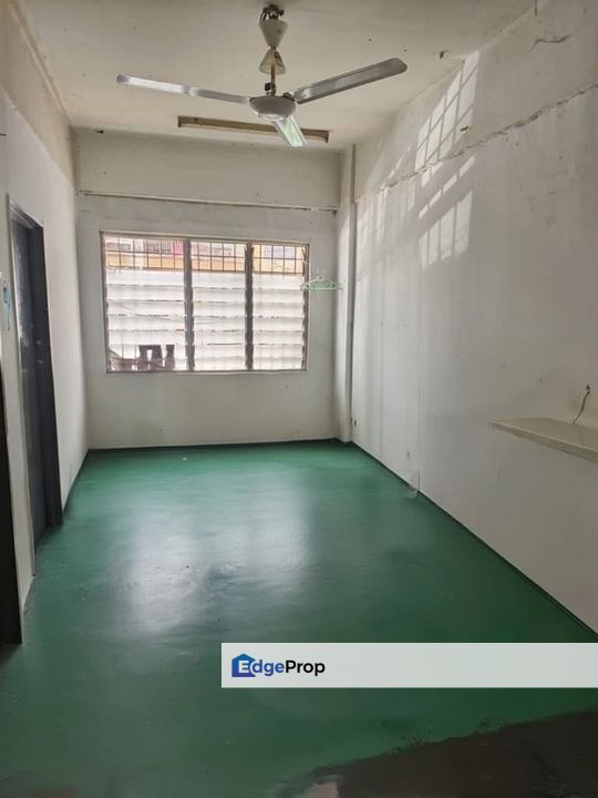Ground Floor  Flat At Taman Gamelan Indah, Nibong Tebal For Sale, Penang, Sungai Bakap 