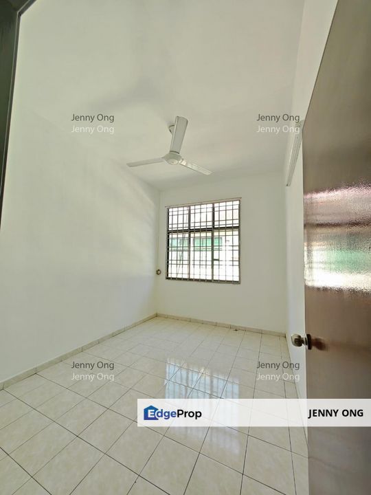 2 Sty House At Permatang Pauh, Seberang Jaya For Sale  Land area : 1270 sf Build up : 1600 sf 4 bedroom 3 bathroom Original  Asking Price- RM 630k  Fo, Penang, Permatang Pauh