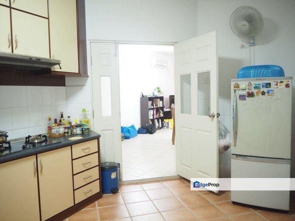 Affina Bay, Penang, Kampung Gajah