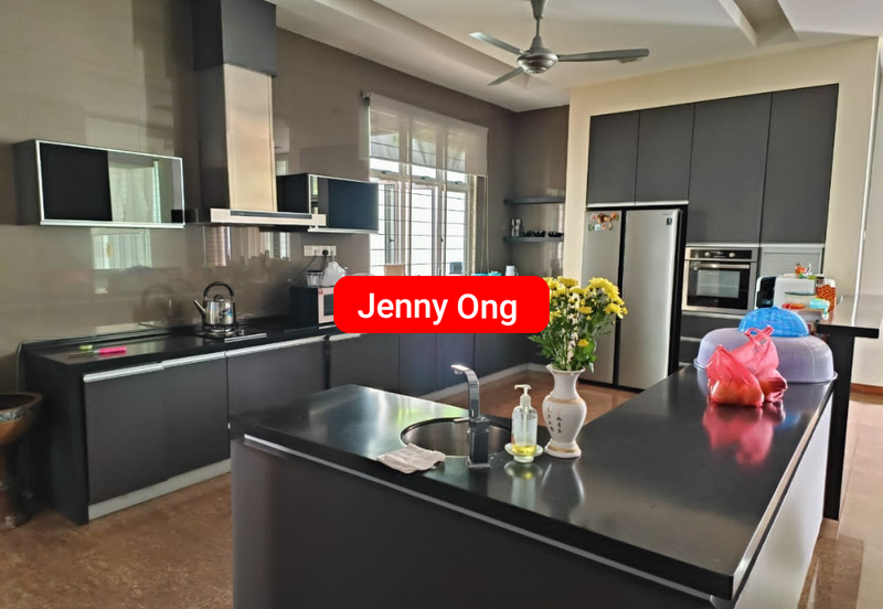 Bungalow At Air Tawar, Penang For Sale 