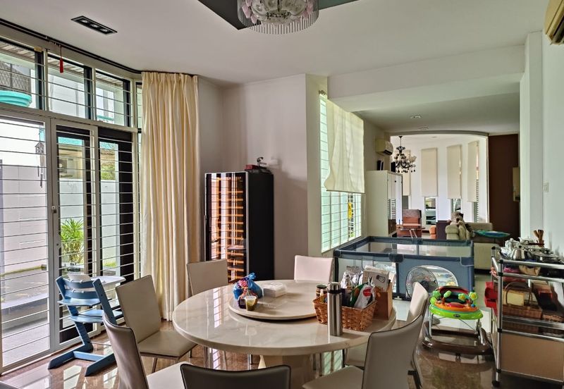 Bungalow At Air Tawar, Penang For Sale 