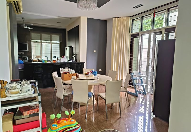 Bungalow At Air Tawar, Penang For Sale 