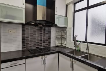 Pangsapuri Telaga Emas