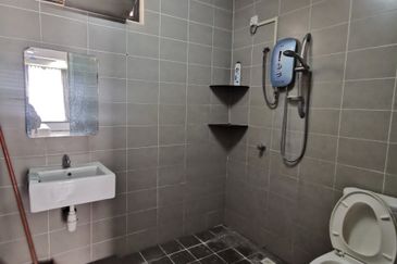 Pangsapuri Telaga Emas