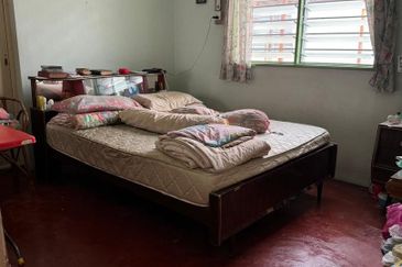 Single Sty Semi D At Tmn Raja Sir Chulan  For Sale