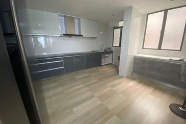 Pangsapuri Telaga Emas