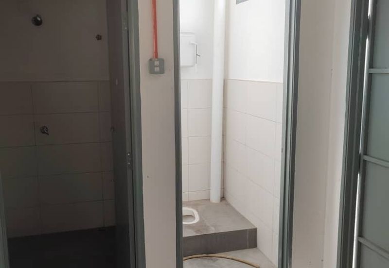 Light Industrial Factory At, Taman Waja, Kulim For Rent