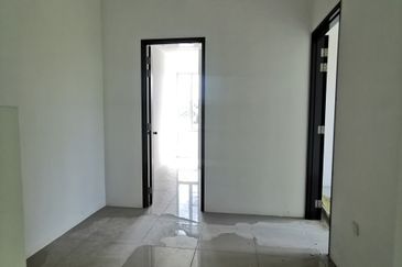 Corner 2 Sty Tmn Desa Harmoni,Sungai Dua, Butterworth For Sale